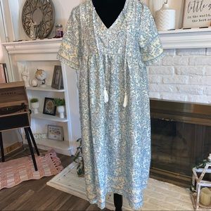 Misslook Paisley and Floral Dress - Medium